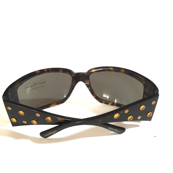 Salvatore Ferragamo Sunglasses - Picture 5 of 7